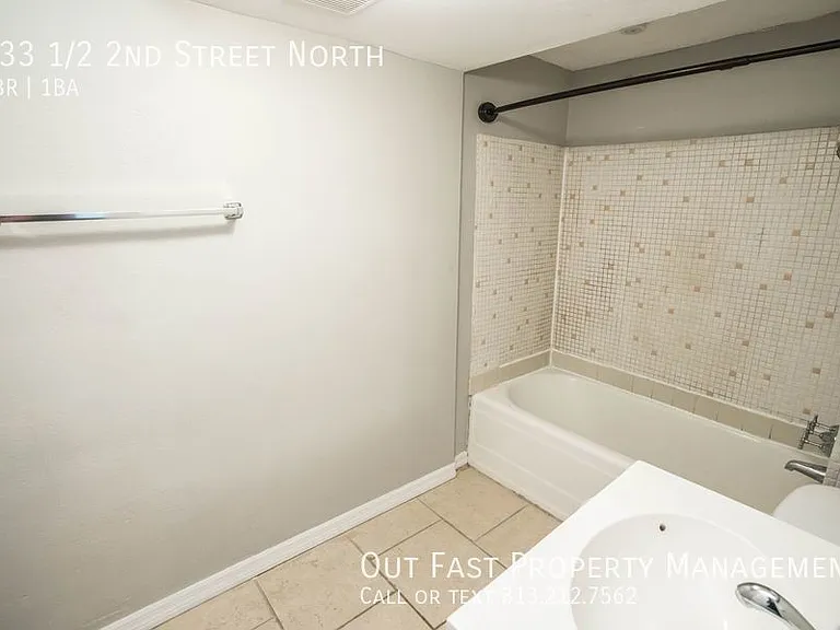 533 1/2 2nd St N — Photo 13
