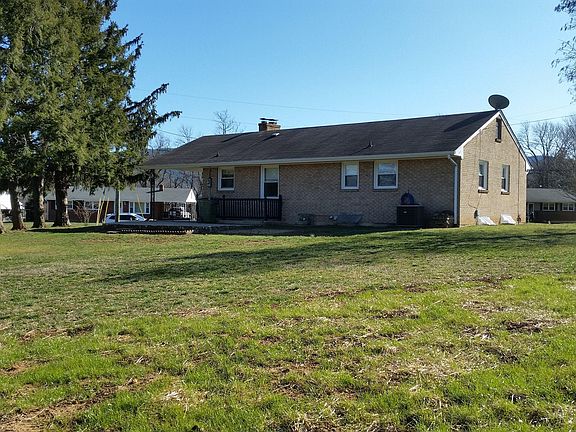 5th image of 2338 Rollingwood Dr