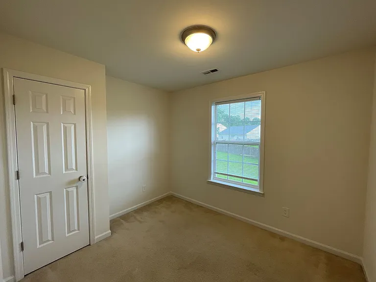 3005 Lanaken Ln — Photo 8