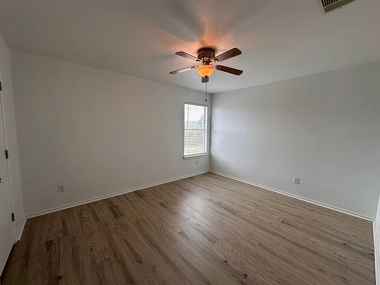 722 Lavaca Loop — Photo 19