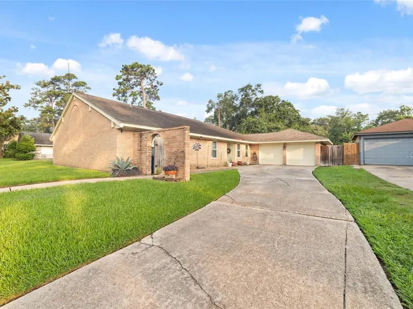 218 Black Forest Dr, Spring, TX 77388