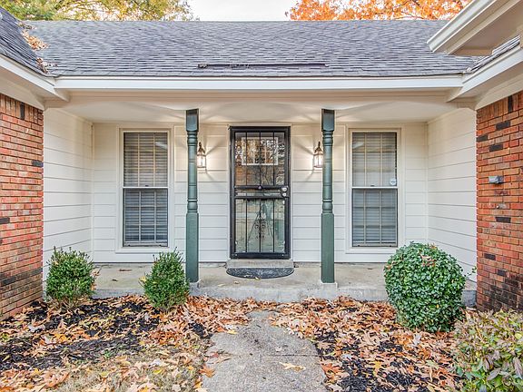 2nd image of 4153 Old Village Ln