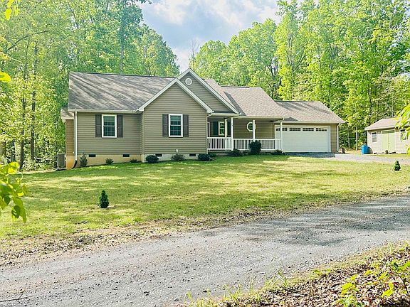 3rd image of 24 Hokie Ln