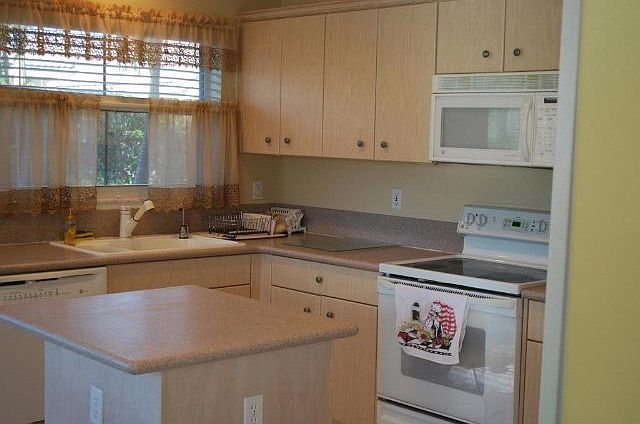 2nd image of 20893 NW 14th Ct
