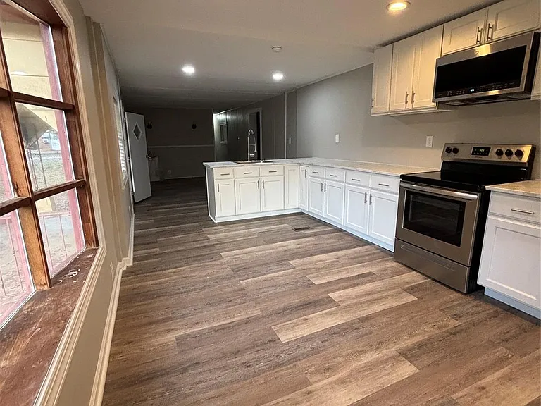 242 John C Rd — Photo 19