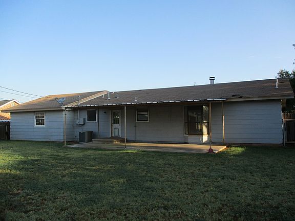3rd image of 504 E 22nd St