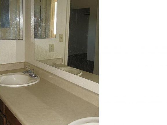 3rd image of 300 Church St APT B