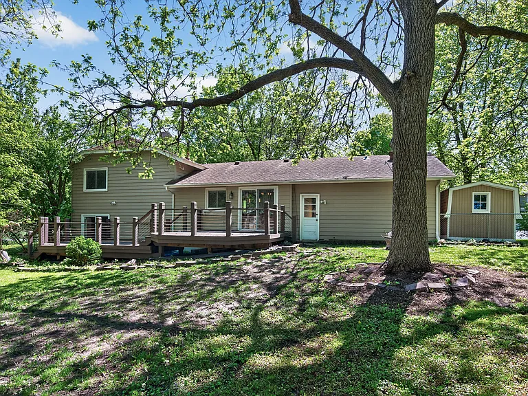 7466 Dallas Ln N — Photo 29