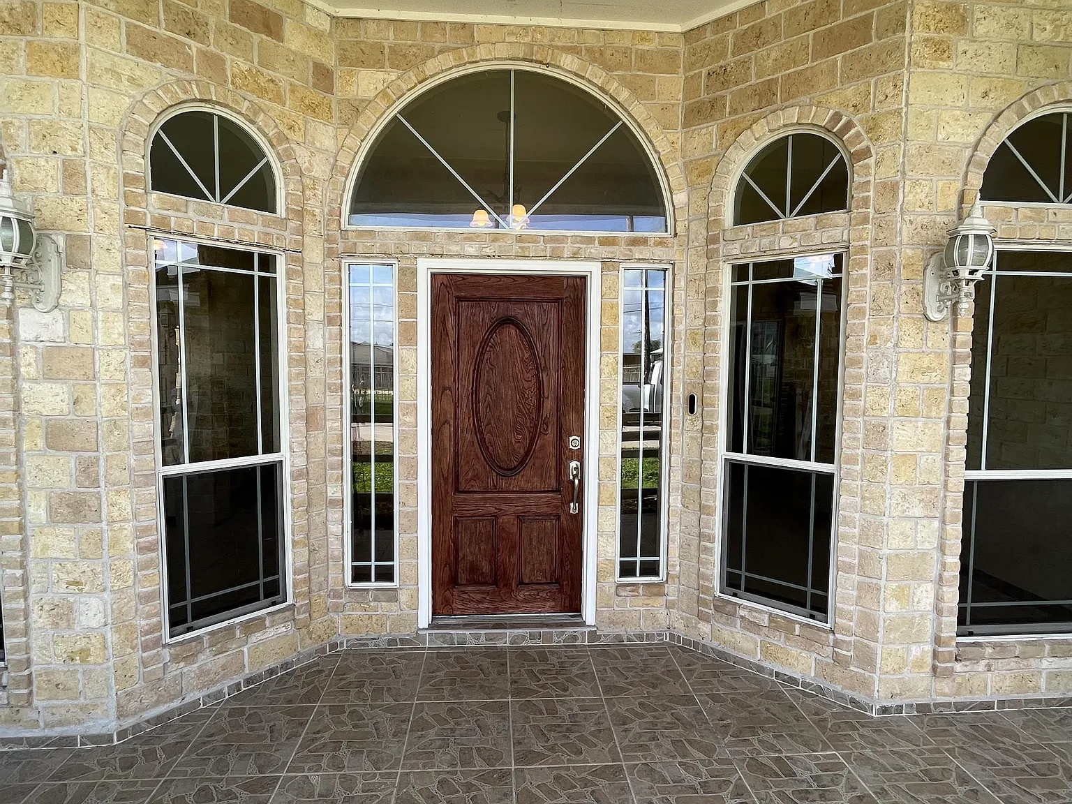 310 South Val Verde Road - B — Photo 3