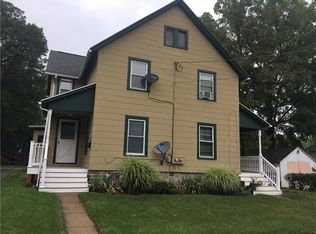 216 Davidson Ave, Canandaigua, NY 14424