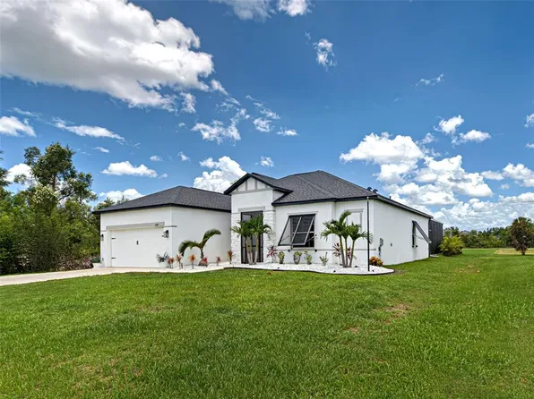 9157 Genesee St, Port Charlotte, FL 33981