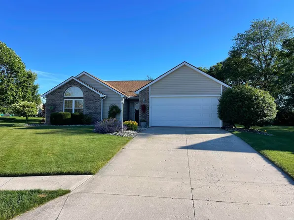 15803 Timberwillow Dr, Huntertown, IN 46748