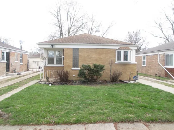 12613 S Bishop St, Calumet Park, IL 60827