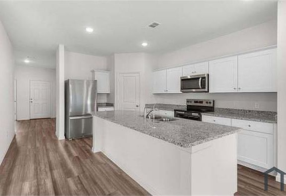 5th image of 5826 Bright Keel Dr