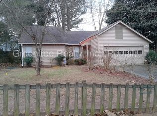 3951 Springleaf Dr, Stone Mountain, GA 30083