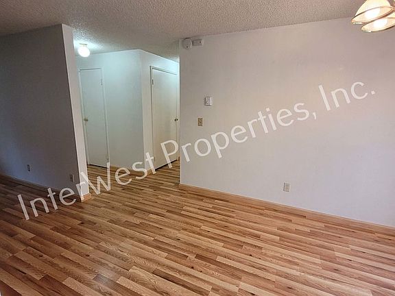 5th image of 12609-12615 NE 31st St #12611