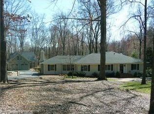 1010 Westridge Rd, Greensboro, NC 27410