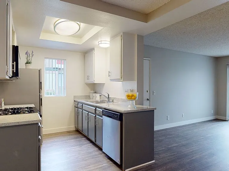 Hillside Village Apartments — Photo 12