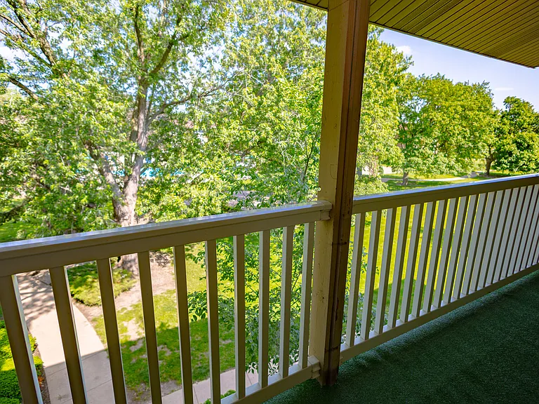 930 Beau Dr #312 — Photo 10
