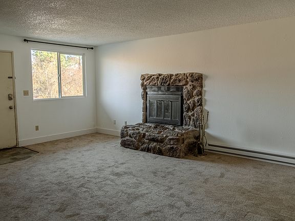 3rd image of 835 Travois Way #1