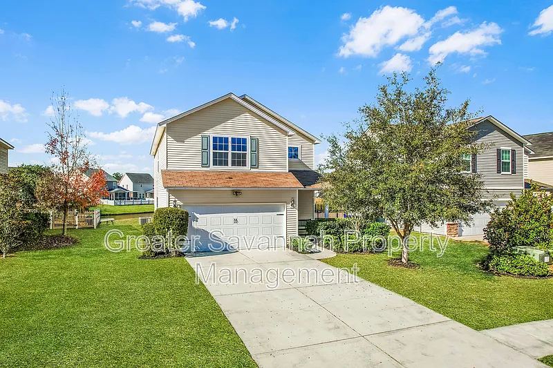 4 bed, 2.5 bath, 2025 sqft, $2,700 — Photo 1