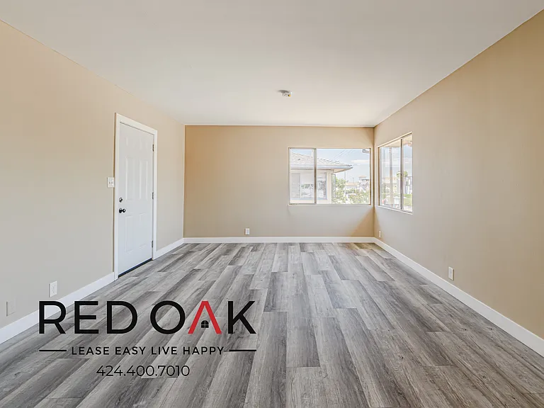 6833 11th Ave #3 — Photo 7