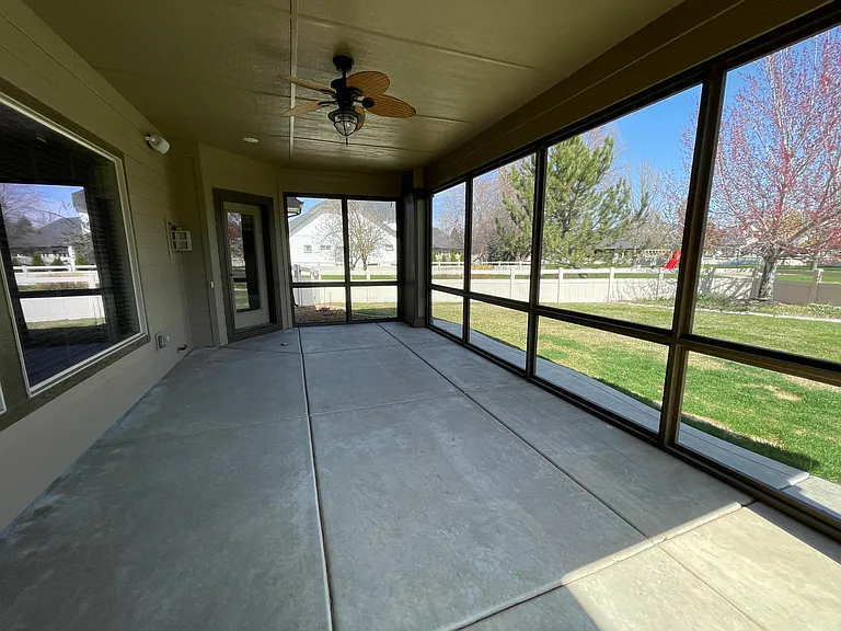 644 N Senora Way — Photo 39