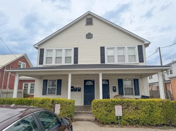 103 W Perry St, Louisa, KY 41230