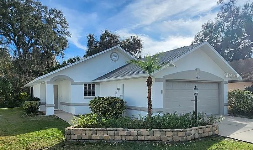 4613 Barnacle Dr