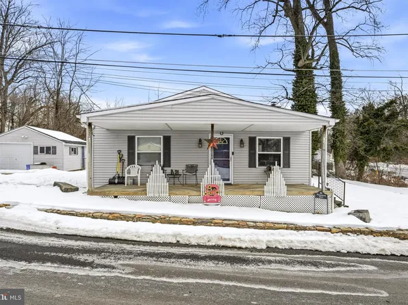 41 Pleasant Ave, Langhorne, PA 19047