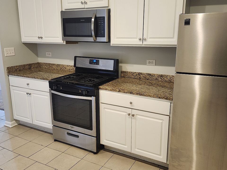 1st image of 6814-18 S Oglesby Ave #2