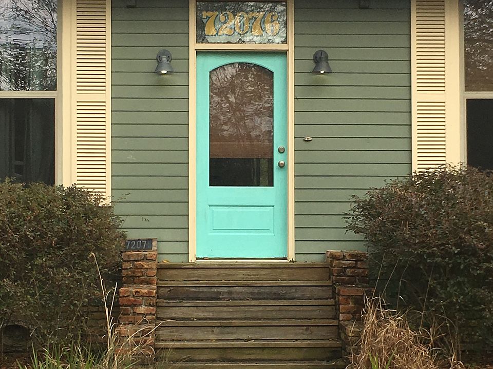 1st image of 70276 Rosalie St