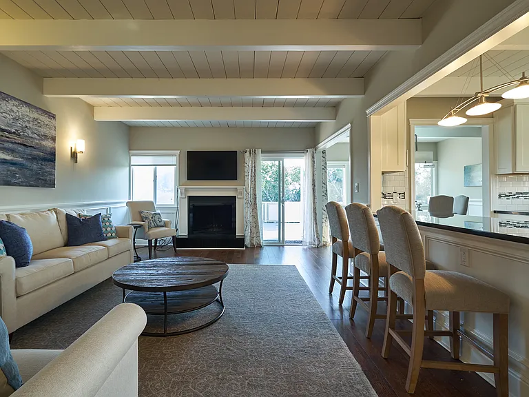 Aqua Terra 3 Bed, 2 Bath Living Aqua Terra 3 Bed, 2 Bath Living
