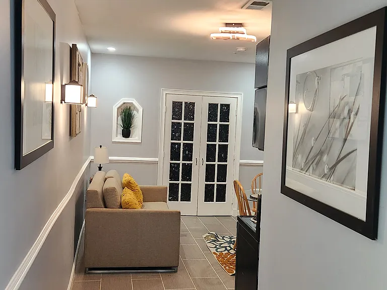 7005 Shagbark Ct — Photo 4