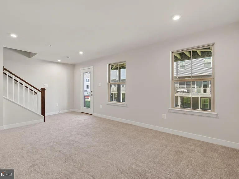 7118 Bighorn Rd — Photo 28