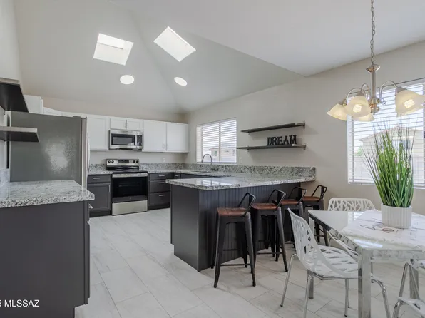 5064 W Warbler St, Tucson, AZ 85742