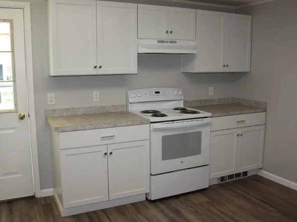 7906 Slayton Settlement Rd APT 12, Gasport, NY 14067