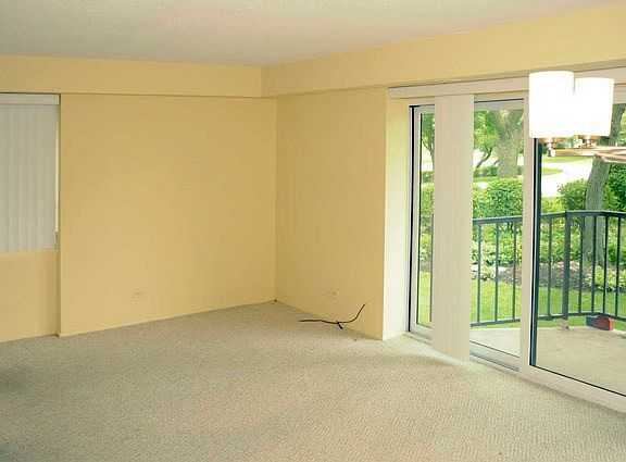 2nd image of 111 S Baybrook Dr Unit 115
