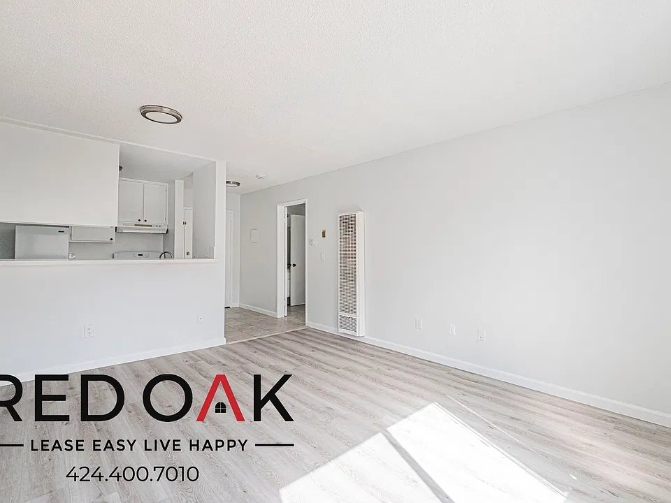 10285 Tujunga Canyon Blvd #104