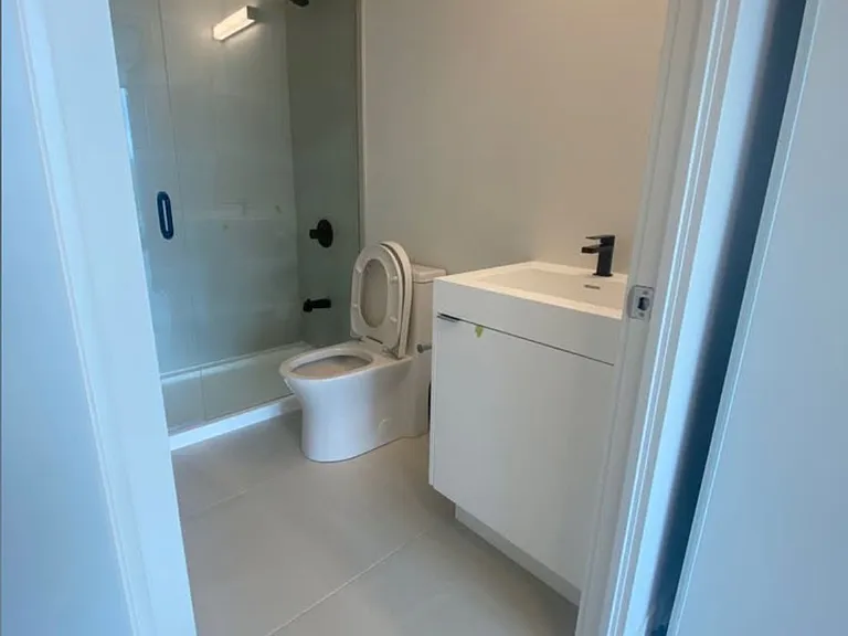 250 Lawrence Ave W #621 — Photo 4