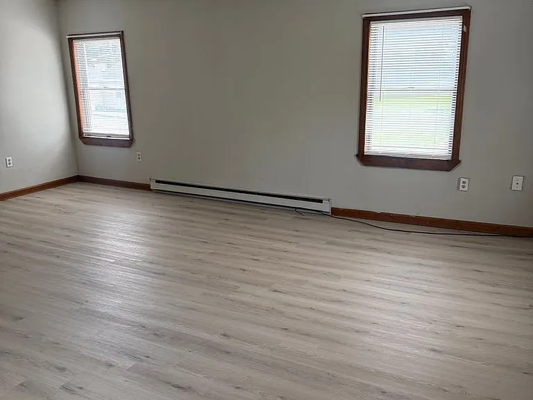 505 Norwich Rd — Photo 6