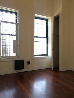 Rented by Simply Brooklyn Realty Inc | media 42