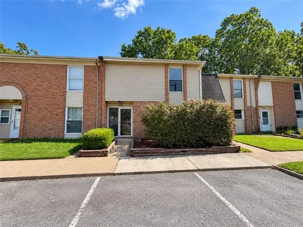 5006 Amboy Ct, Virginia Beach, VA 23462