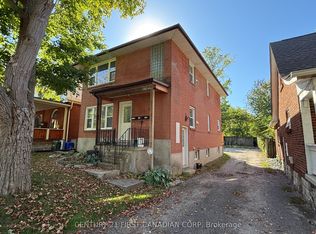 17 Carfrae Cres, London, ON N6C 4A8