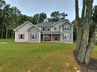16 Whitetail Dr, Monroe, CT 06468