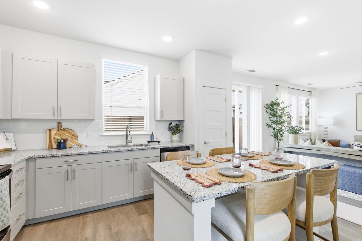 YardHomes Spring West