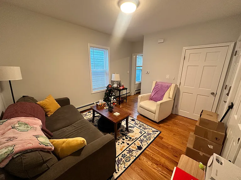 417 Cardinal Medeiros Ave #3 — Photo 3