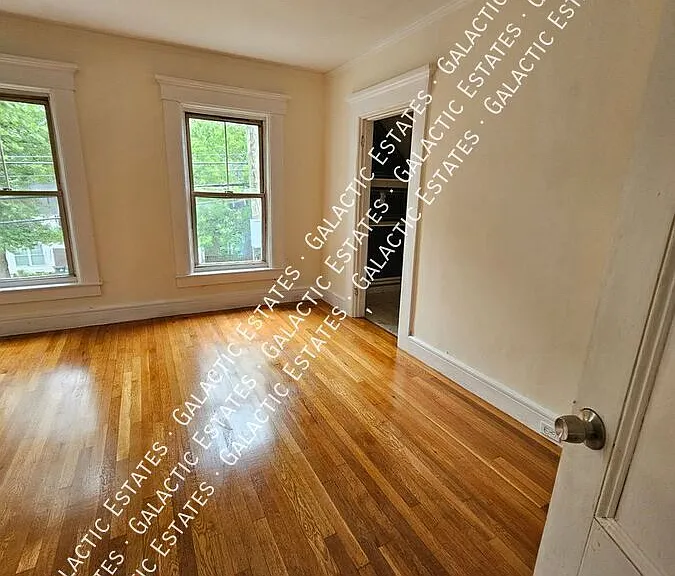 605 Hall St #2 — Photo 14