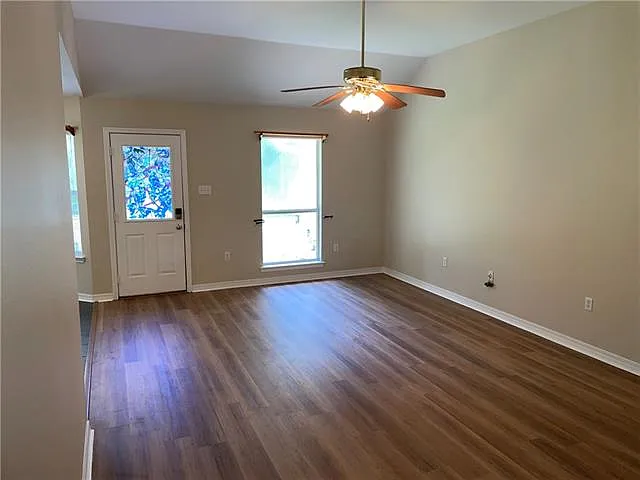28613 E Phillip St — Photo 3