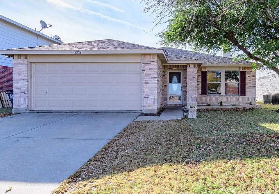 1st image of 2252 White Oak Dr
